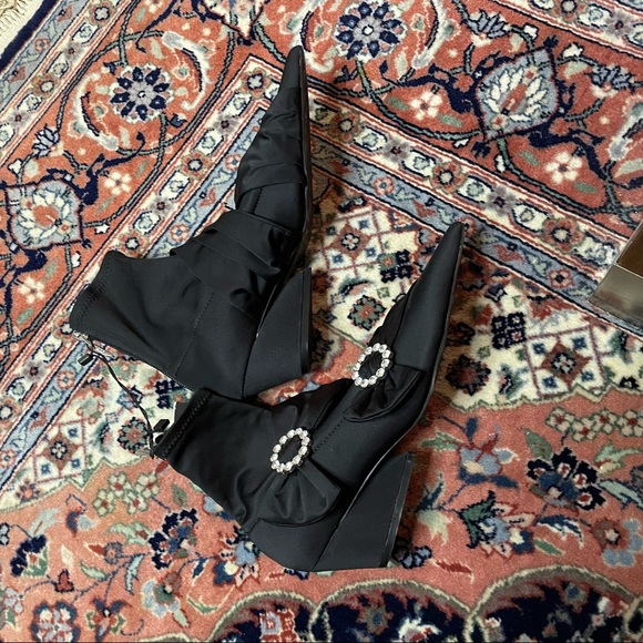 Zara Black Booties - Picture 7 of 7